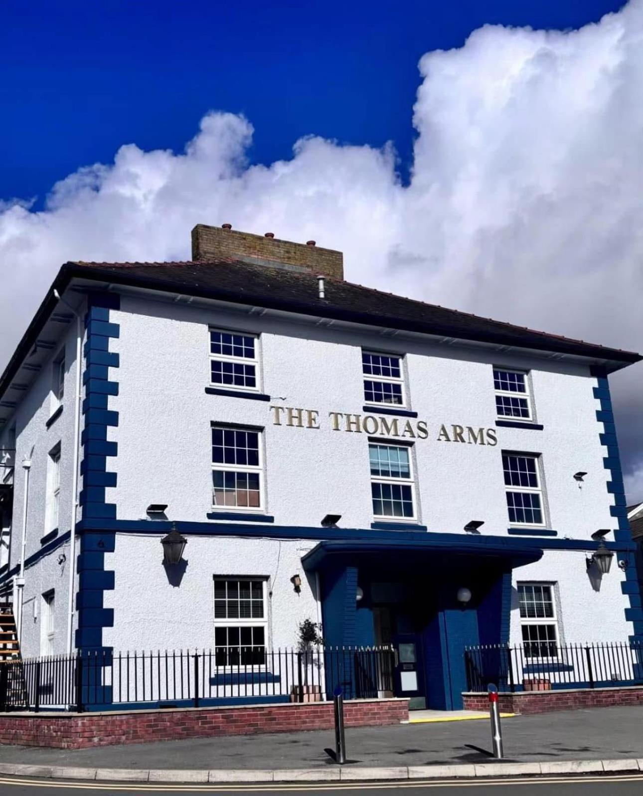 Thomas Arms 3*